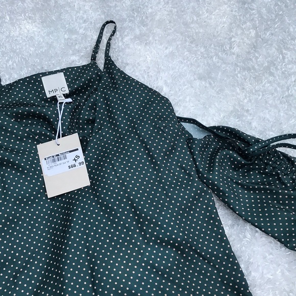 Mink Pink emerald green silky dot top - Picture 4 of 5